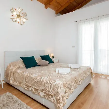 Istriana House 빌라 반졸레